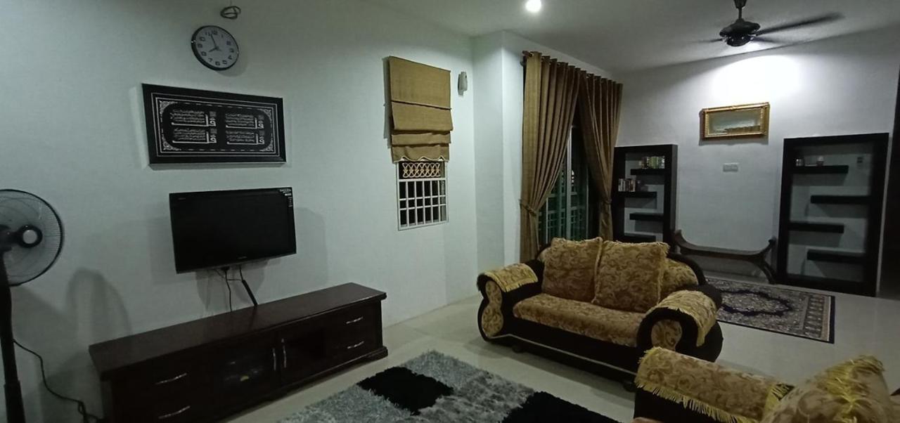 Casa D'Astana Homestay Sungai Petani For Muslim Only Екстер'єр фото